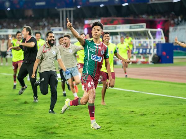 MBSG's Apuia Ralte celebrates scoring the winner against JFC (Photo: ISL)